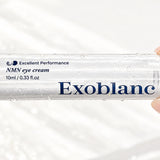 Contour des Yeux NMN & Bakuchiol ExoBlanc — en main, étiquette de face